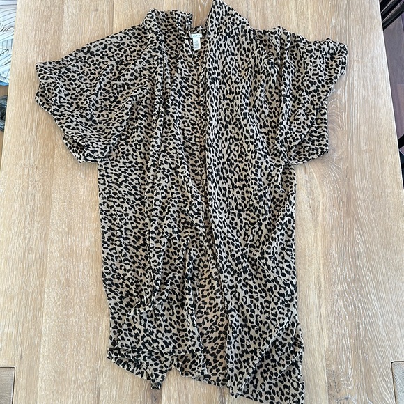 Aerie Leopard Kimono - Picture 3 of 3